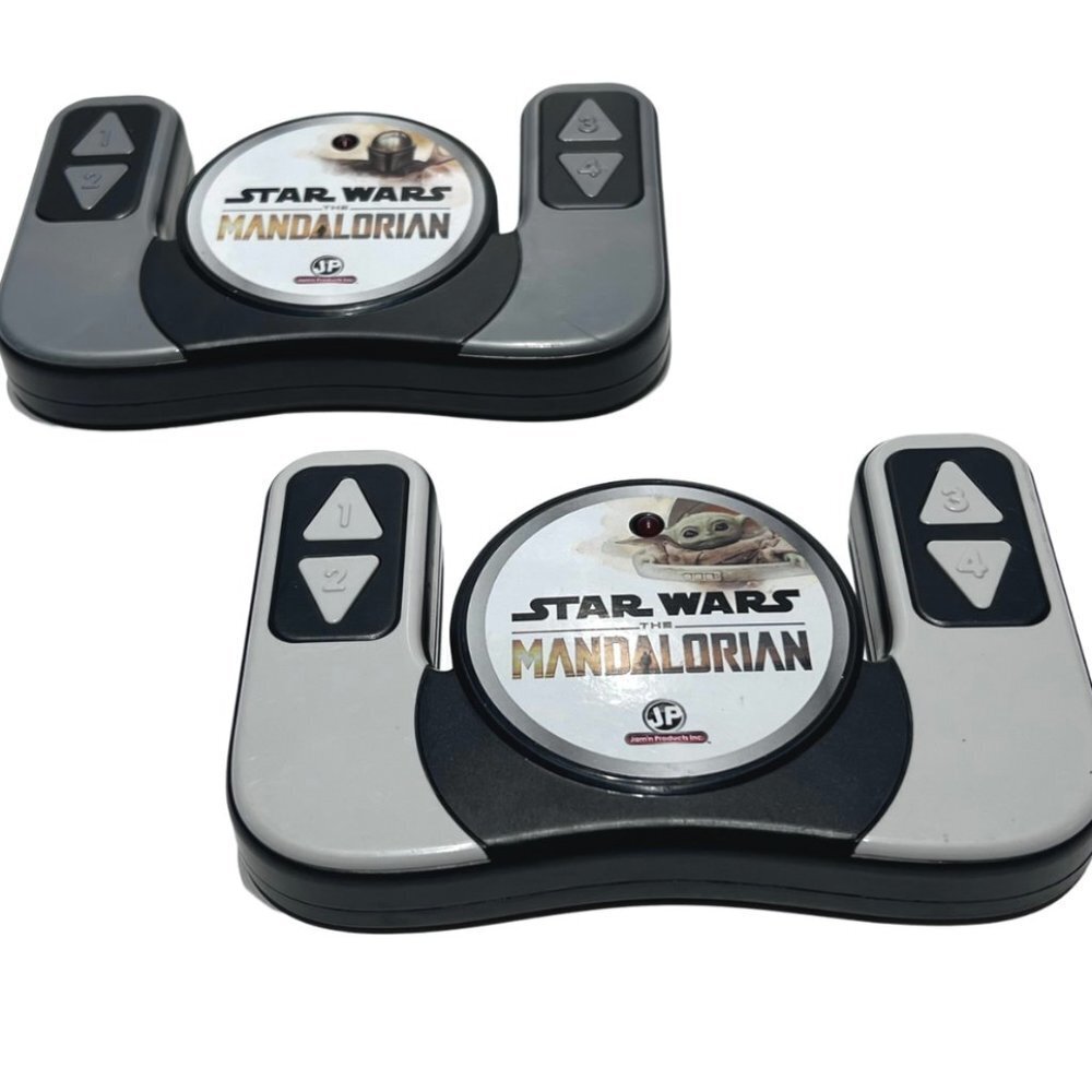 Star‎ Wars Mandalorian RC Car Remote Controls Baby Yoda & Boba Fett Pre Owned